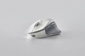Razer Pro Click - Designed with Humanscale Wireless Mouse